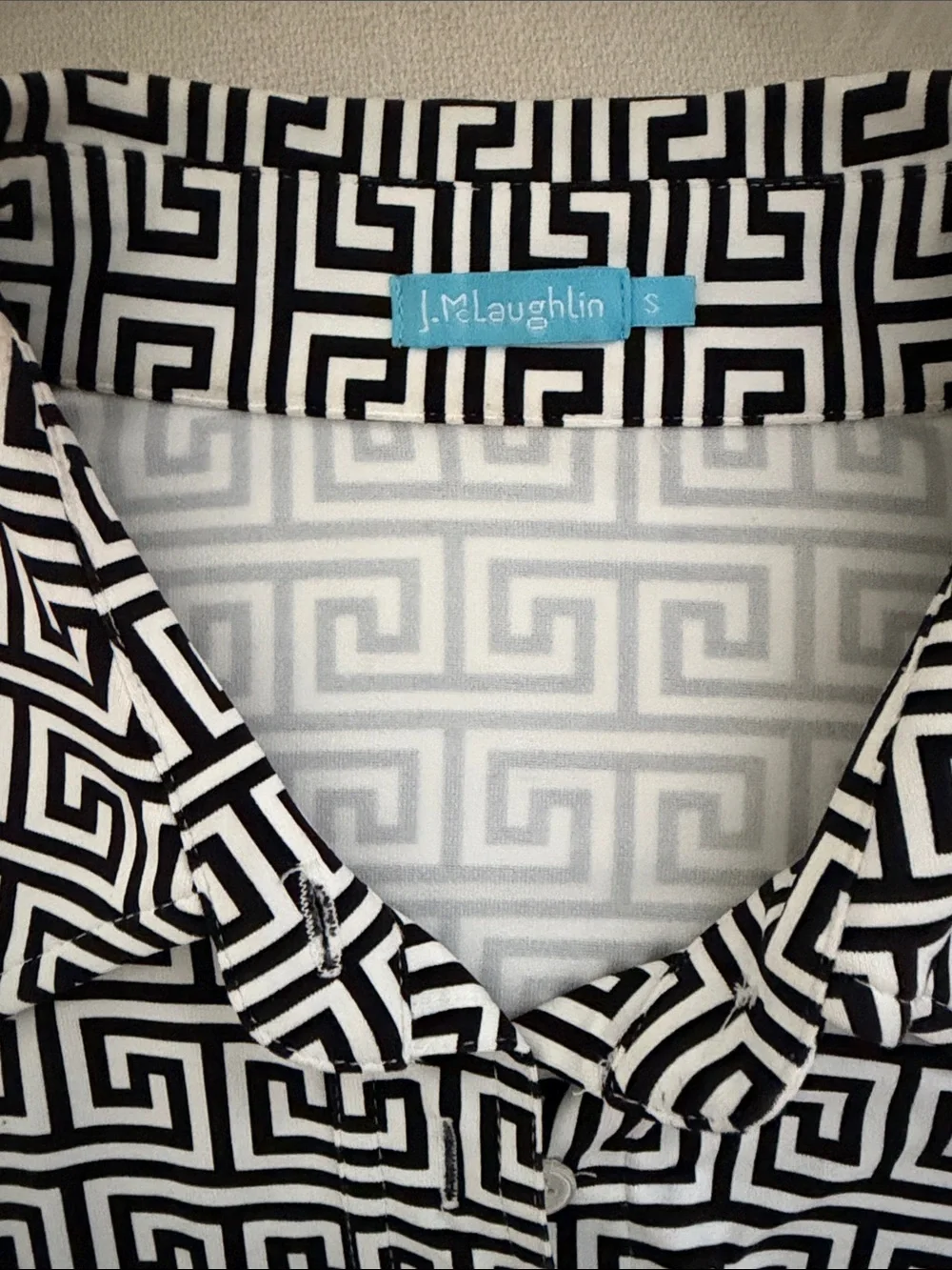 J. McLaughlin Black and White Geometric Print Button-Up - Worn Once - LIKE NEW